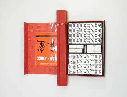 Mah-Jongg complete with composite and wooden...