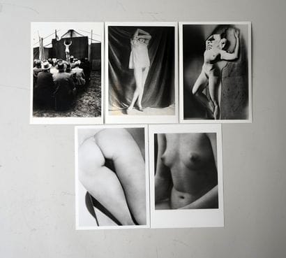 ENSEMBLE de 5 tirages argentiques de photos...