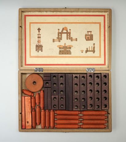 BATINDUS - Building set with wooden elements....