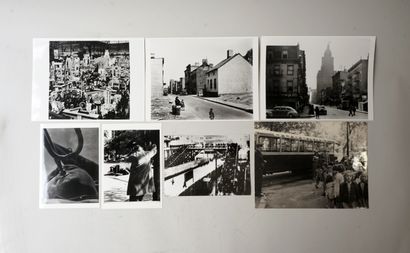 ENSEMBLE de 7 tirages argentiques de photos...