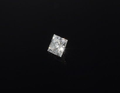 PRINCESS SIZE DIAMOND on 0.31ct paper with...