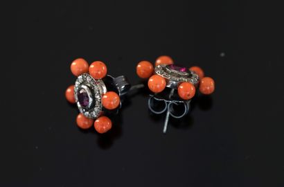 PAIR OF 925/°° patinated silver EARRINGS,...