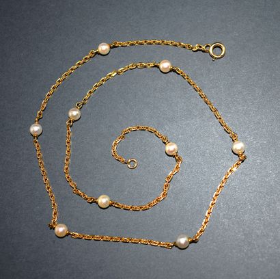 COLLAR in 18K (750/°°) yellow gold, guilloché...