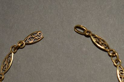 BRACELET in 18K (750 /°°) yellow gold with...