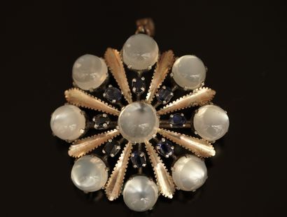 9K (375/°°) gold and min. 800/°° silver PENDANT...