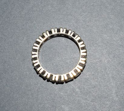 ALLIANCE in 14k (585/°°) white gold, set...