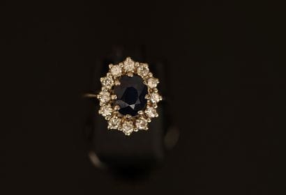 POMPADOUR RING in 18K (750/°°) white gold,...