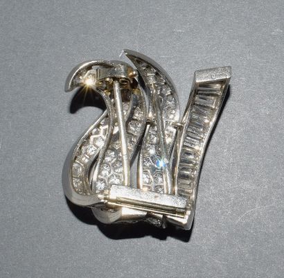 18K (750/°°) white gold and 900/°°° platinum...
