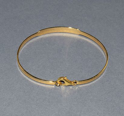 Unengraved 18K (750 /°°) yellow gold oval...