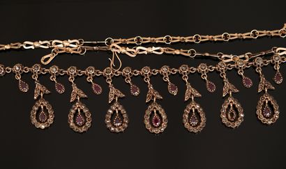 AC - COLLERETTE NECKLACE in 9k (375/°°) gold,...
