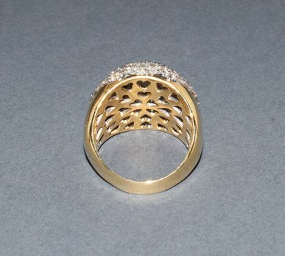 IMPOSSIVE DOME RING in 18K (750 /°°) yellow...