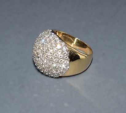 IMPOSSIVE DOME RING in 18K (750 /°°) yellow...