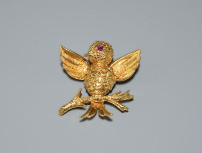 BOUCHERON PARIS - PENDENTIF BROCHE in 18k...