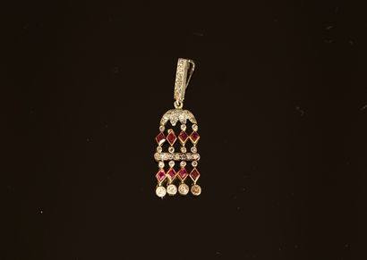 CHARMANT PENDANT in 18K (750/°°) yellow gold...