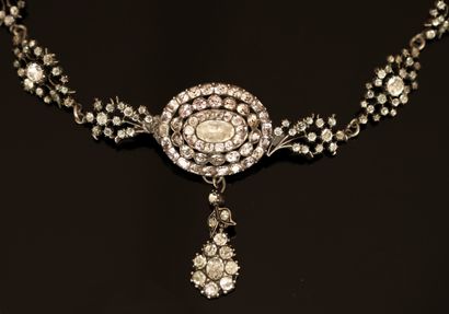 NECKLACE in silver min 800/°° composed of...