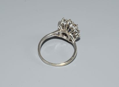 POMPADOUR RING in 18K (750/°°) white gold...
