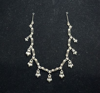 NECKLACE in silver min 800/°° composed of...