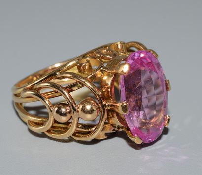JONC RING in 18K (750/°°) yellow gold, the...