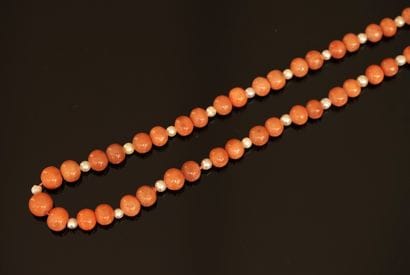 COLLAR of orange coral balls (4 to 7mm approx.)...
