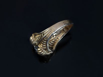 RING in 18K (750/°°) pink gold forming a...