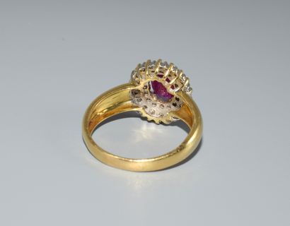 MARGUERITE RING in 18K (750/°°) yellow gold,...