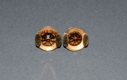 COLLAR BUTTONS in 18K (750/°°) yellow gold...