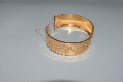 BRACELET JONC in 18k (750/°°) yellow gold,...