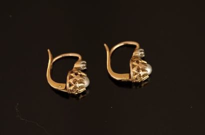 PAIR OF DORMEUSES in 18K (750/°°) yellow...