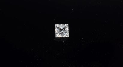 PRINCESS SIZE DIAMOND on 0.31ct paper with...