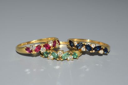 SET OF 3 HALF-ALLIANCES in 18K (750/°°) yellow...