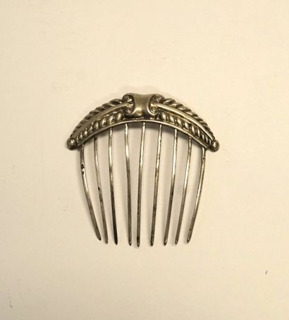 Minerve hallmarked silver PEIGNE. The frame...