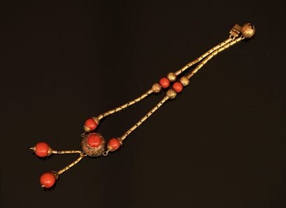 BRACELET in 18K (750/°°) gold, consisting...