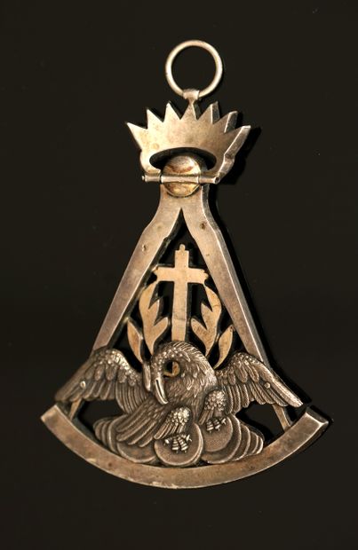 ROSE-CROIX PENDANT in min. 800/°° silver...