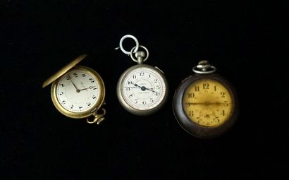 ENSEMBLE de 3 montres gousset ou chronomètres...