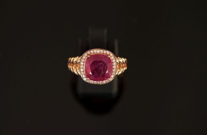 925/°° gold-plated silver ring centered with...