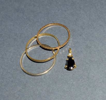 18K (750/°°) yellow and white gold SET consisting...