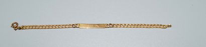 ENSEMBLE in 18K (750/°°) yellow gold including...