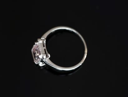 925/°° silver ring set with a rectangular...