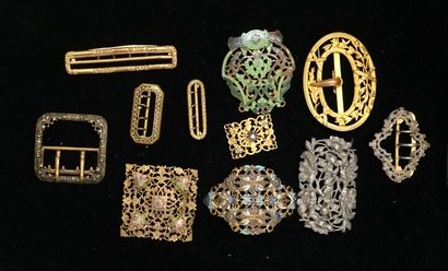 FANTAISIE - Gilded metal and enamel ENSEMBLE...