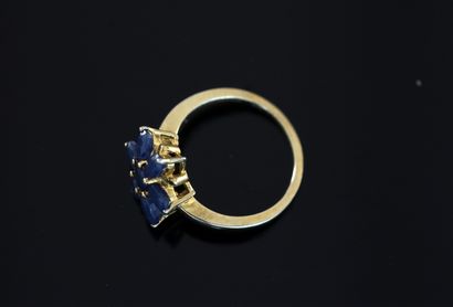925/°° silver gilt (vermeil) ring with flower...