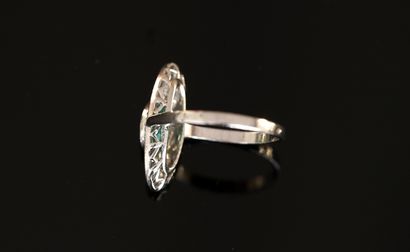 Silver marquise ring min 800/°° centered...