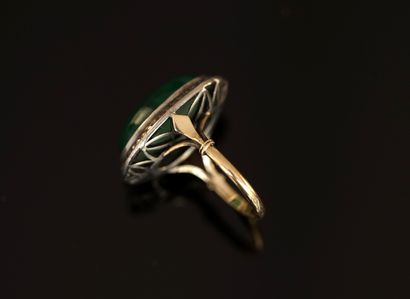RING in 18K (750/°°) yellow gold for the...