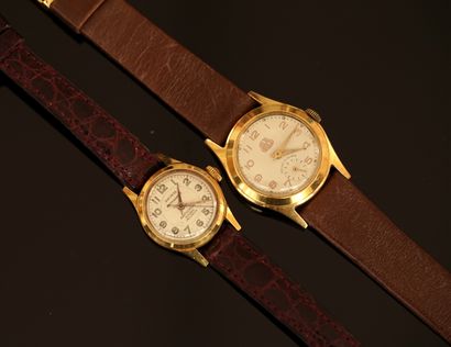 ENSEMBLE de 2 MONTRES bracelet en métal doré,...