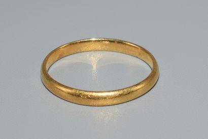 ENSEMBLE in 18K (750/°°) yellow gold including...