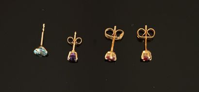 ENSEMBLE en or jaune 18K (750/°°) comprenant...