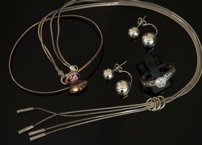 ENSEMBLE in silver and silver gilt min 800/°°...