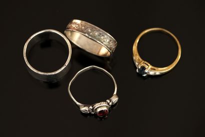 Gilded or silver-plated metal SET comprising...