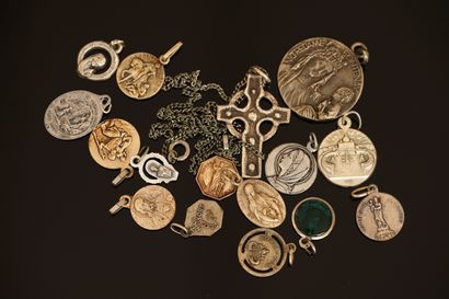 SET of religious medals and 1 cross pendant...