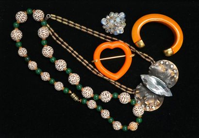FANTAISIE - SET in gilded or patinated metal,...