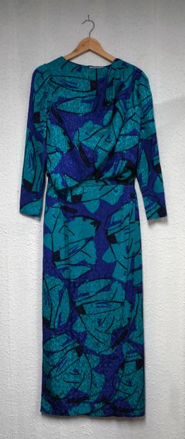 CARVEN Boutique, Paris - BLouse and long...